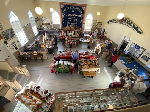 Picture of vendors at the Museum Market